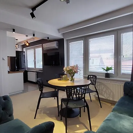 Goldenapart Willa -Apartamenty Z Dwiema Sypialniami, Basen Krynica Morska Exterior foto
