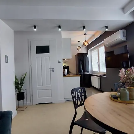 Goldenapart Willa -Apartamenty Z Dwiema Sypialniami, Basen Krynica Morska Exterior foto