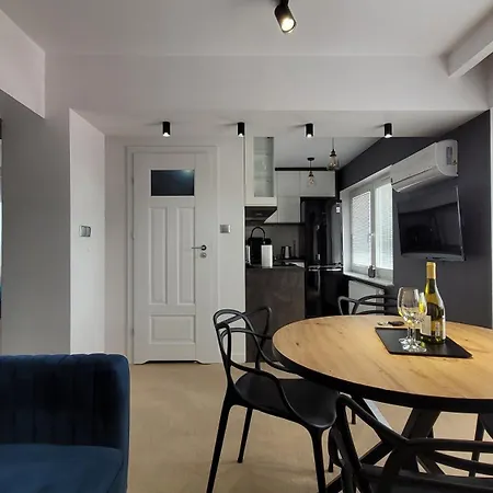 Goldenapart Willa -Apartamenty Z Dwiema Sypialniami, Basen Krynica Morska Exterior foto