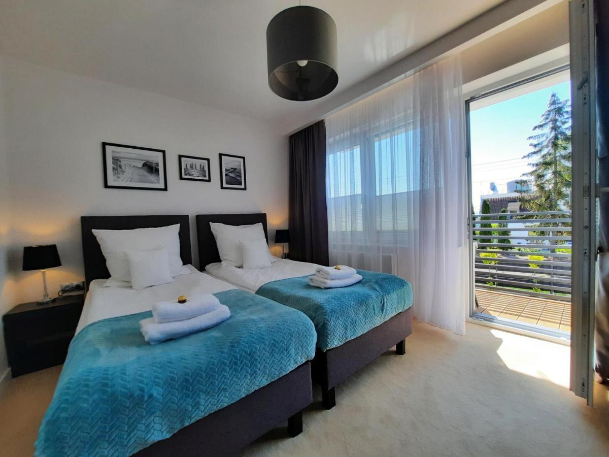 Apartment Goldenapart -apartamenty Z Dwiema Sypialniami, Basen