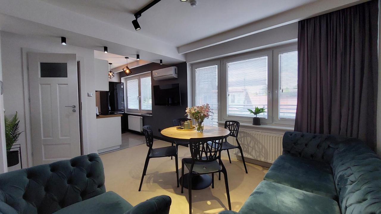 Goldenapart -apartamenty Z Dwiema Sypialniami, Basen Apartment