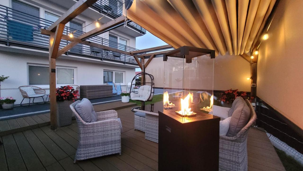 Apartment Goldenapart -apartamenty Z Dwiema Sypialniami, Basen