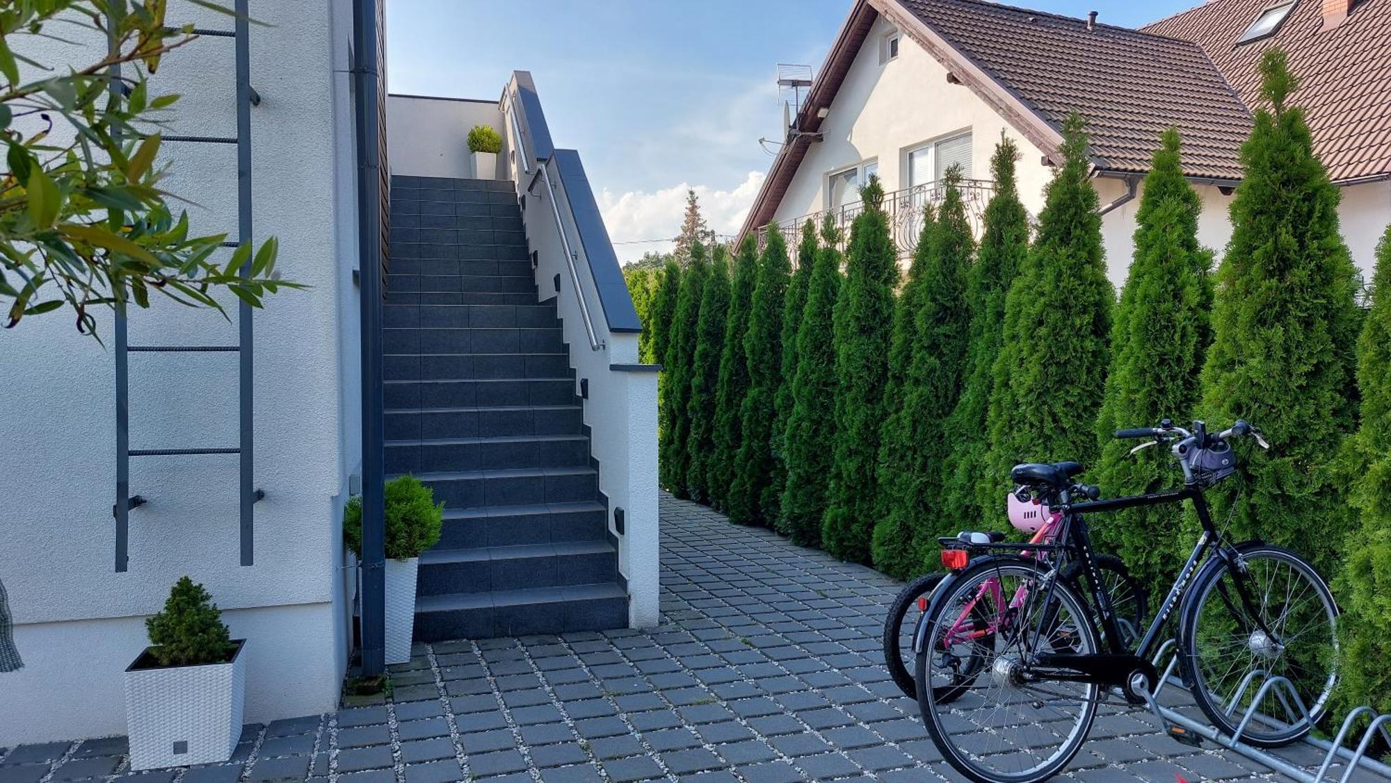 Apartment Goldenapart -apartamenty Z Dwiema Sypialniami, Basen *
